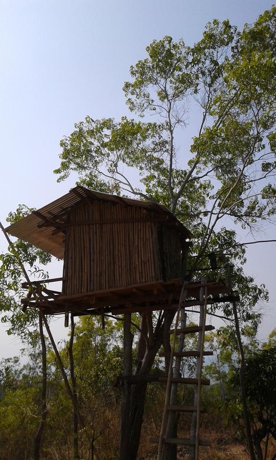 Rumah Pohon Batununggul المظهر الخارجي الصورة